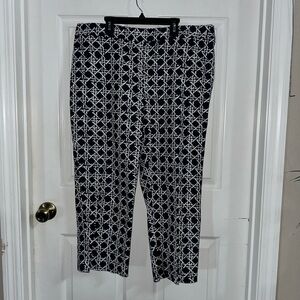 Vintage Liz & Co Capris Size 37” Waist